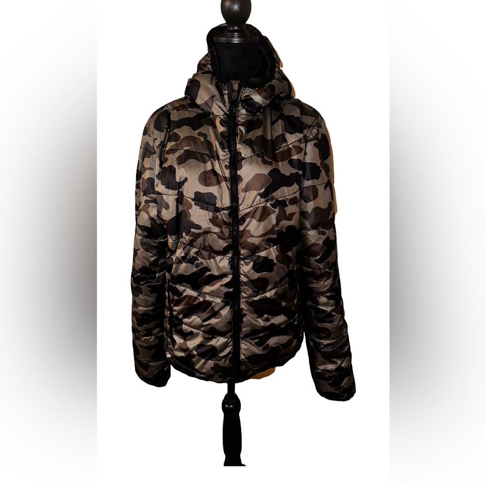 Women’s camo puffer coat